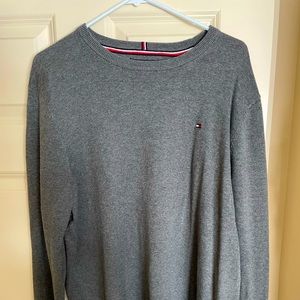 Tommy Hilfiger Crewneck sweater, size large, grey, Never worn